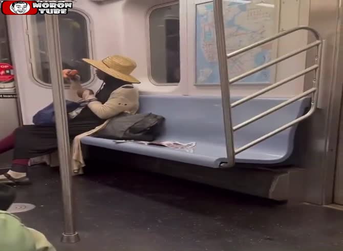 Video :Unexpected occurrence on the train in New York
